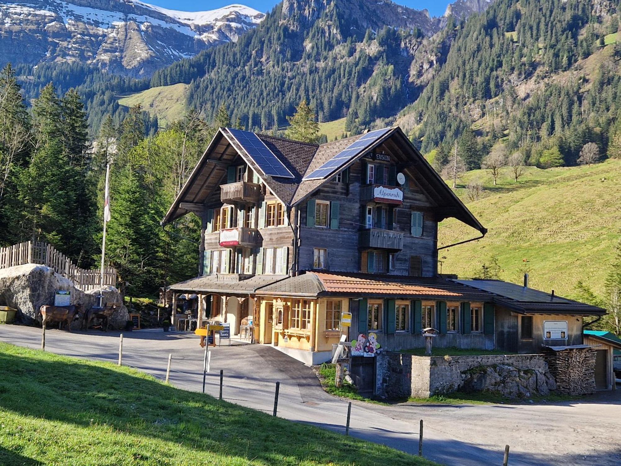 Отель Alpenruh Kiental Экстерьер фото